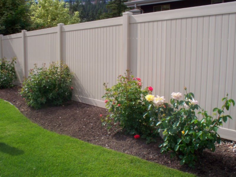 Red Bank Texas vinyl privacy fencing